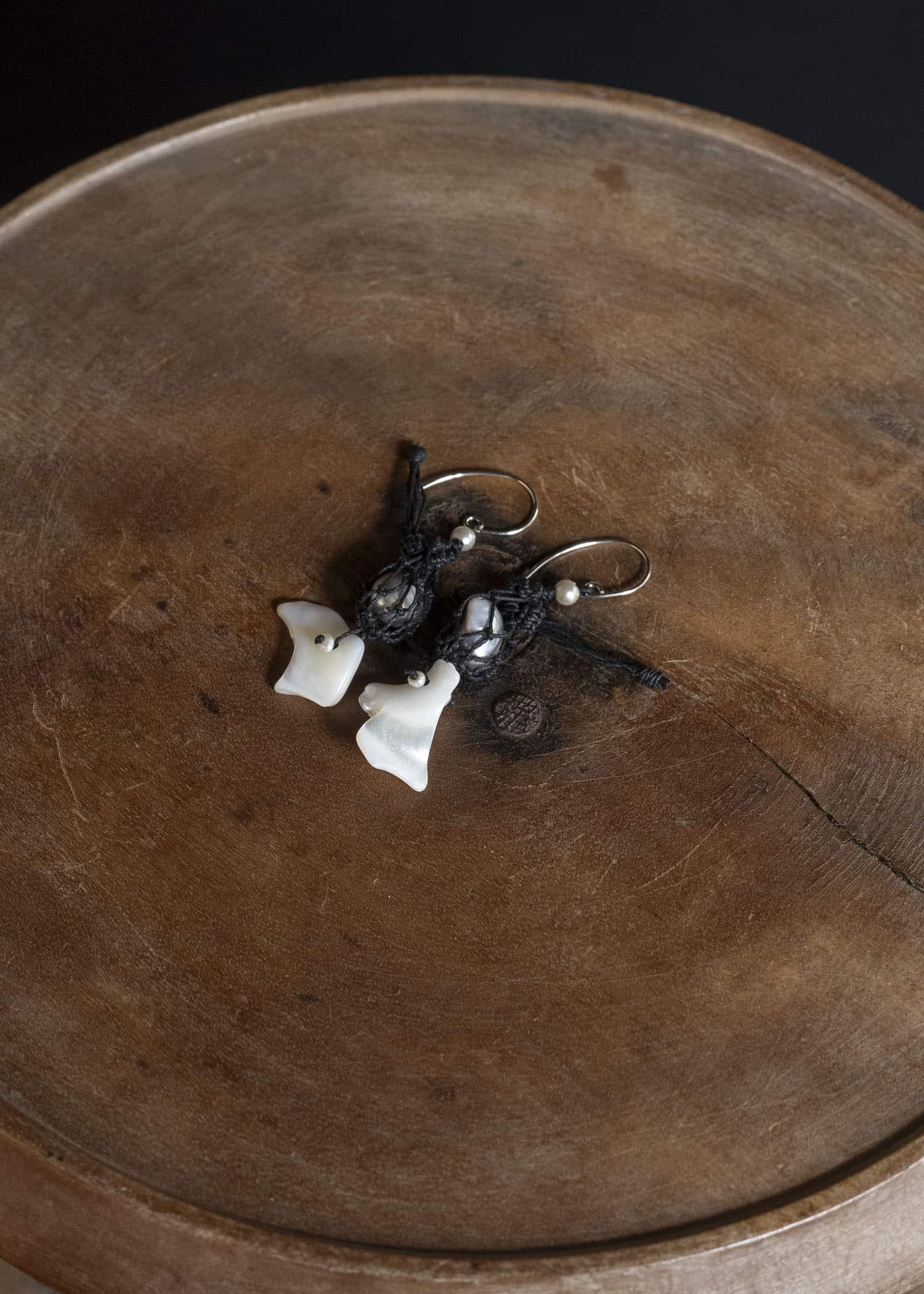 Peng Tai Net Earring Black P25F10-1