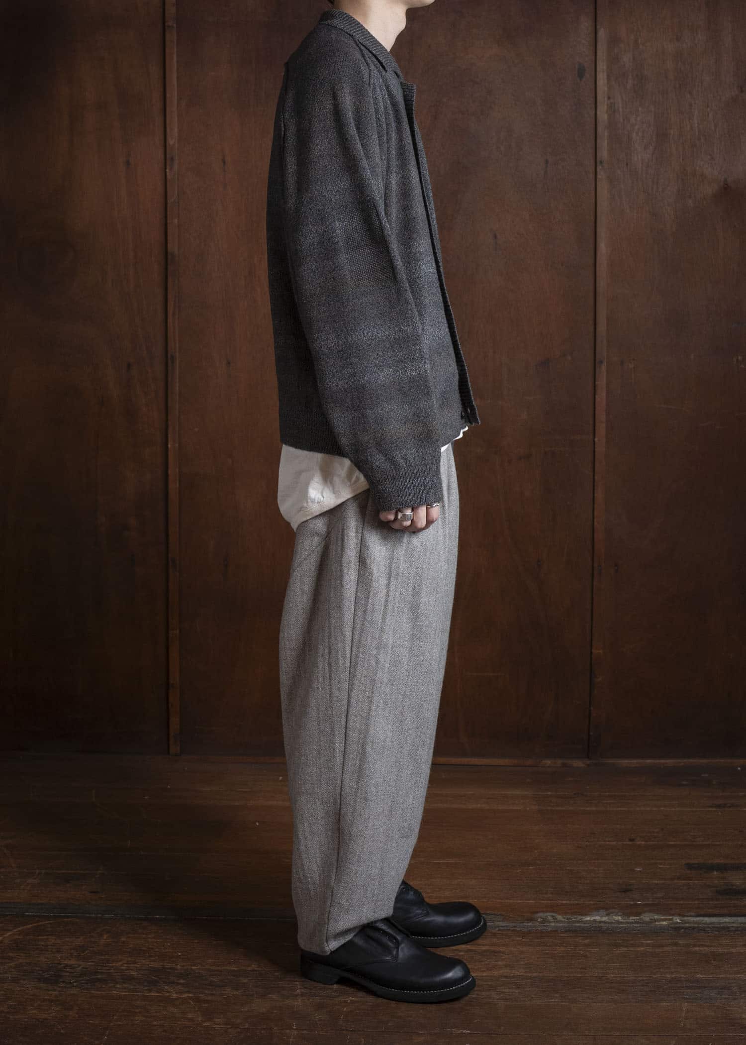 amachi. Gradation TOR Cardigan AY17K-4081 Gray Beige