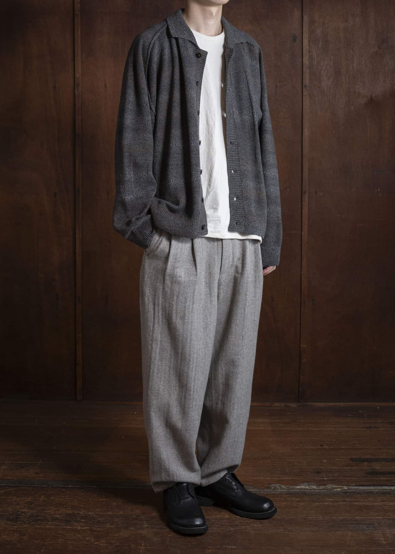 amachi. Gradation TOR Cardigan AY17K-4081 Gray Beige