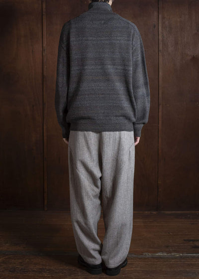 amachi. Gradation High Neck Knit AY17K-4077 Gray Beige