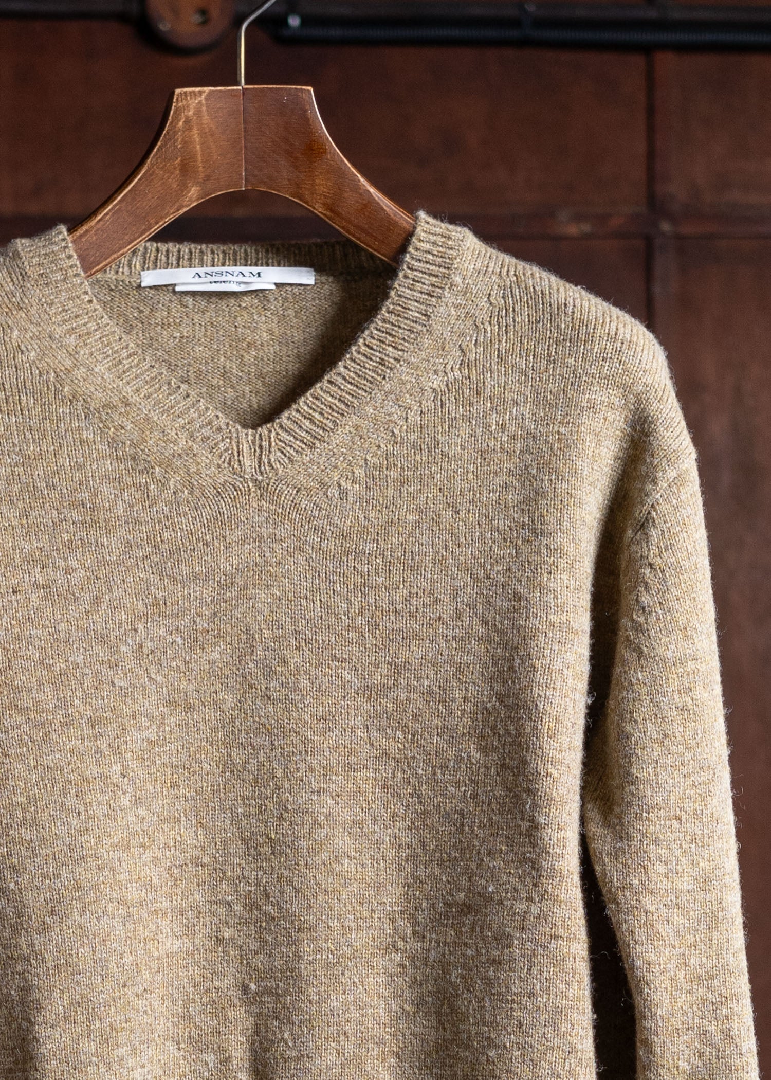 ANSNAM V-neck Pullover Knit