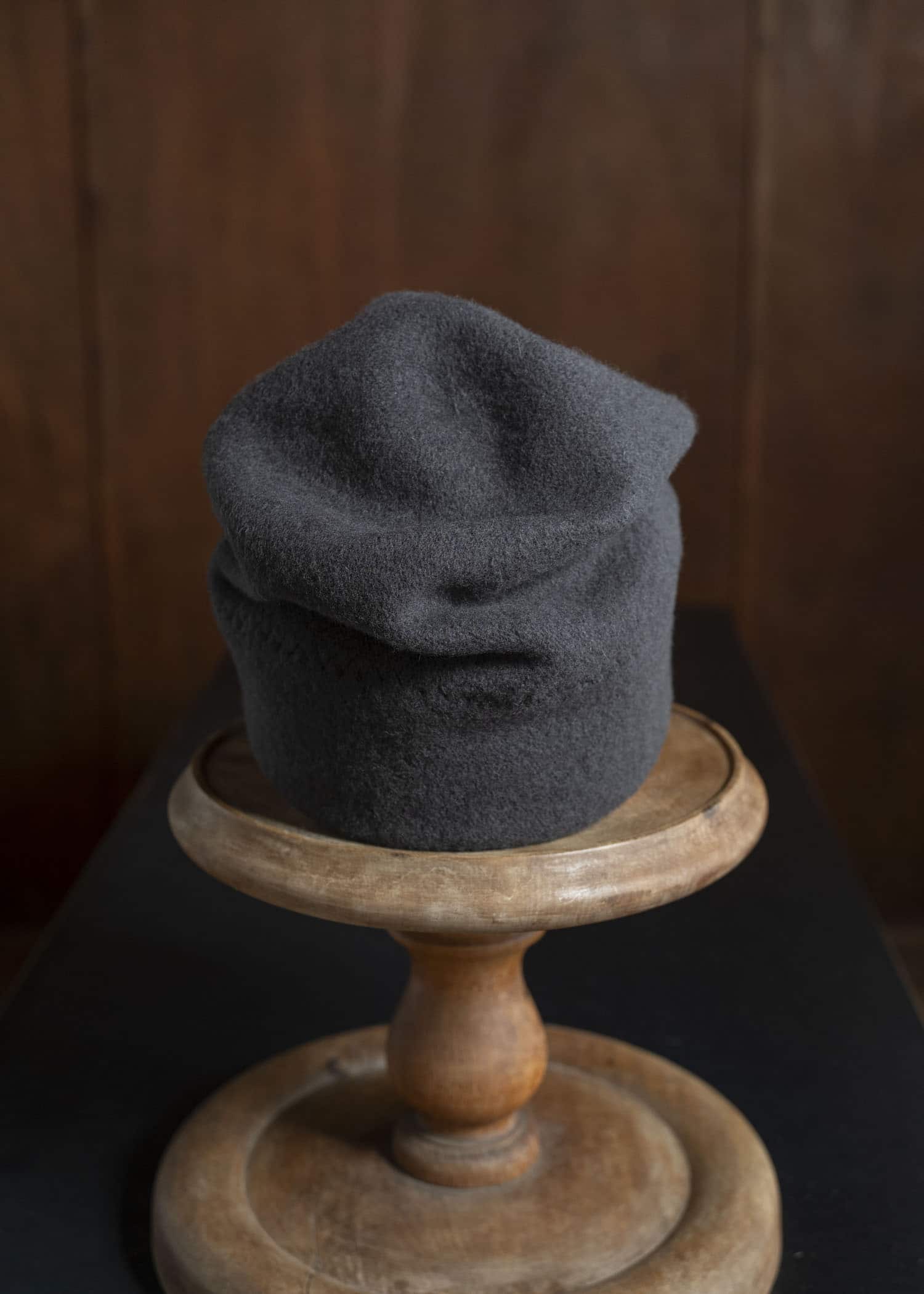 SCHA #2-7-W Medium FLOWERS-W dark grey × dark grey #1757