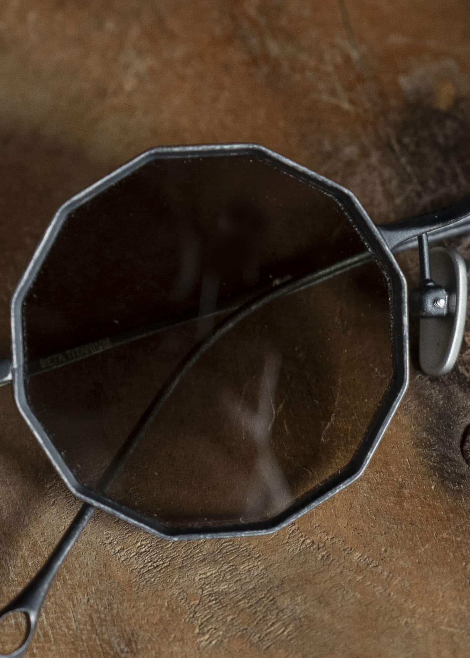 RIGARDS RG1012TI ANTIQUE BLACK (FRAME) GREEN GRADIENT (LENS)