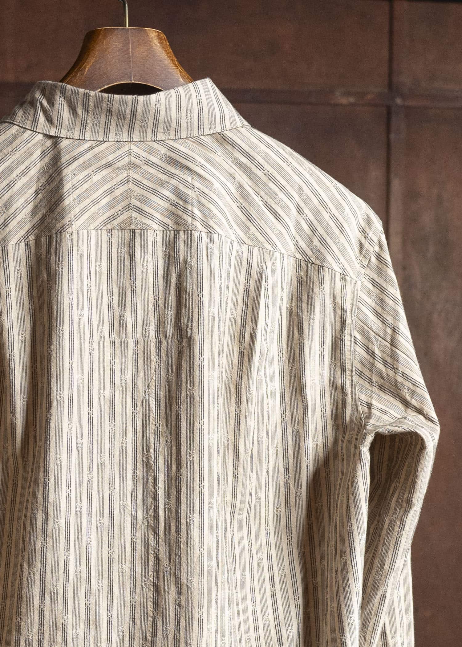 ZIGGY CHEN 0M2530718 SPREAD COLLAR STRIPED SHIRT 42