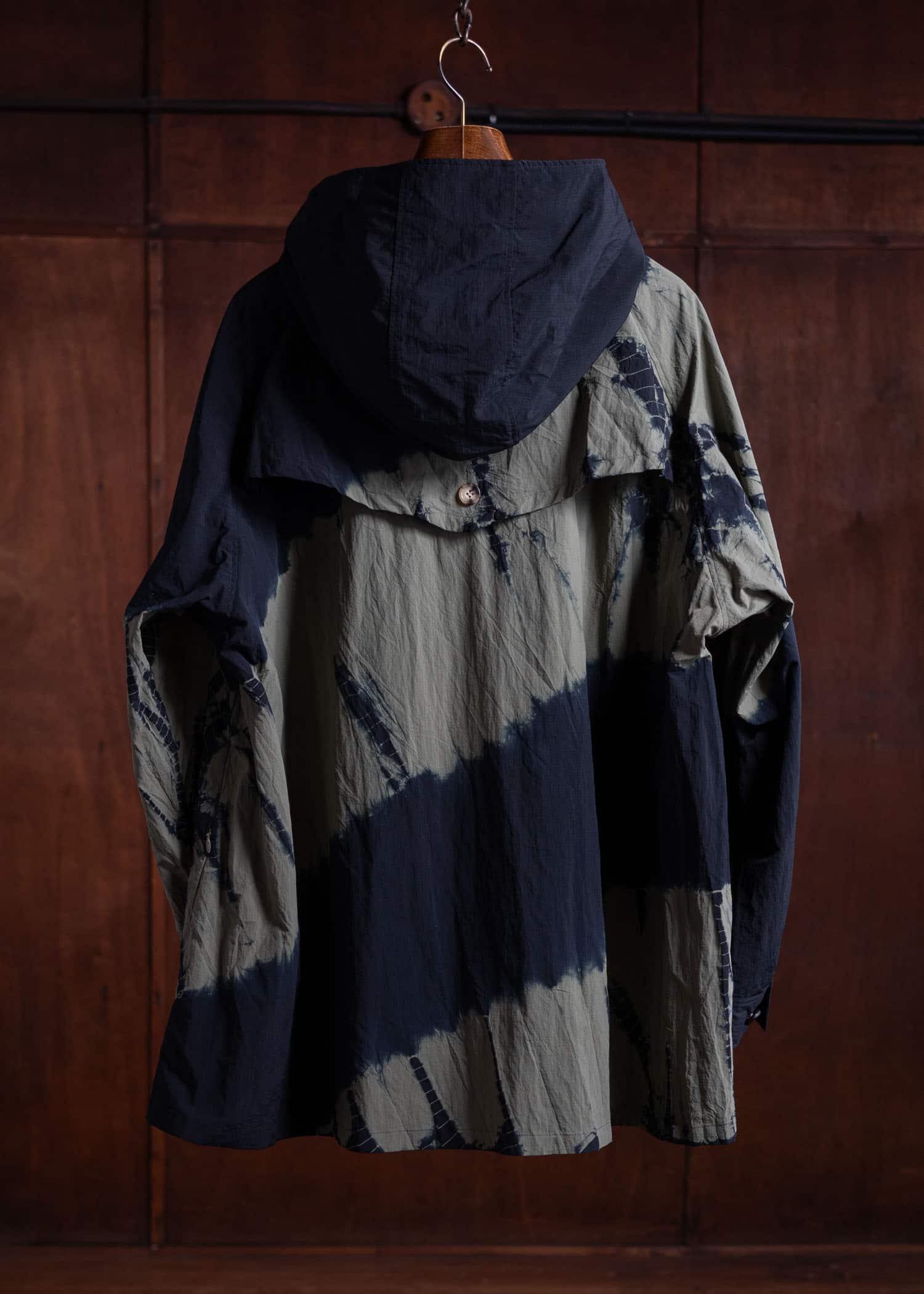 SUZUSAN Recycled Ripstop Nyl on Hooded Half Coat Black x Khaki