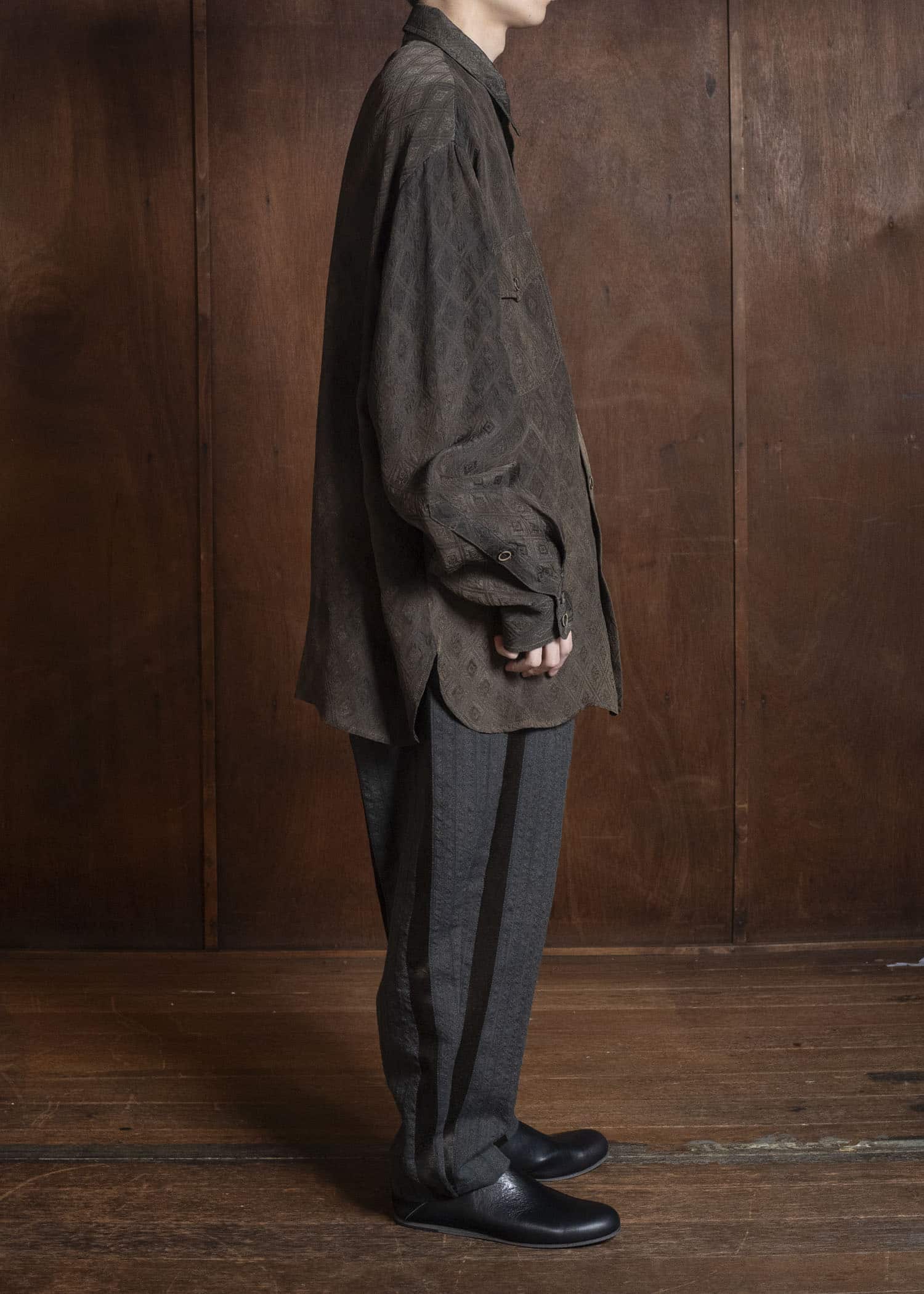 UMA WANG S6/M/UM1516 TAVIS TOP uw690 - dark brown