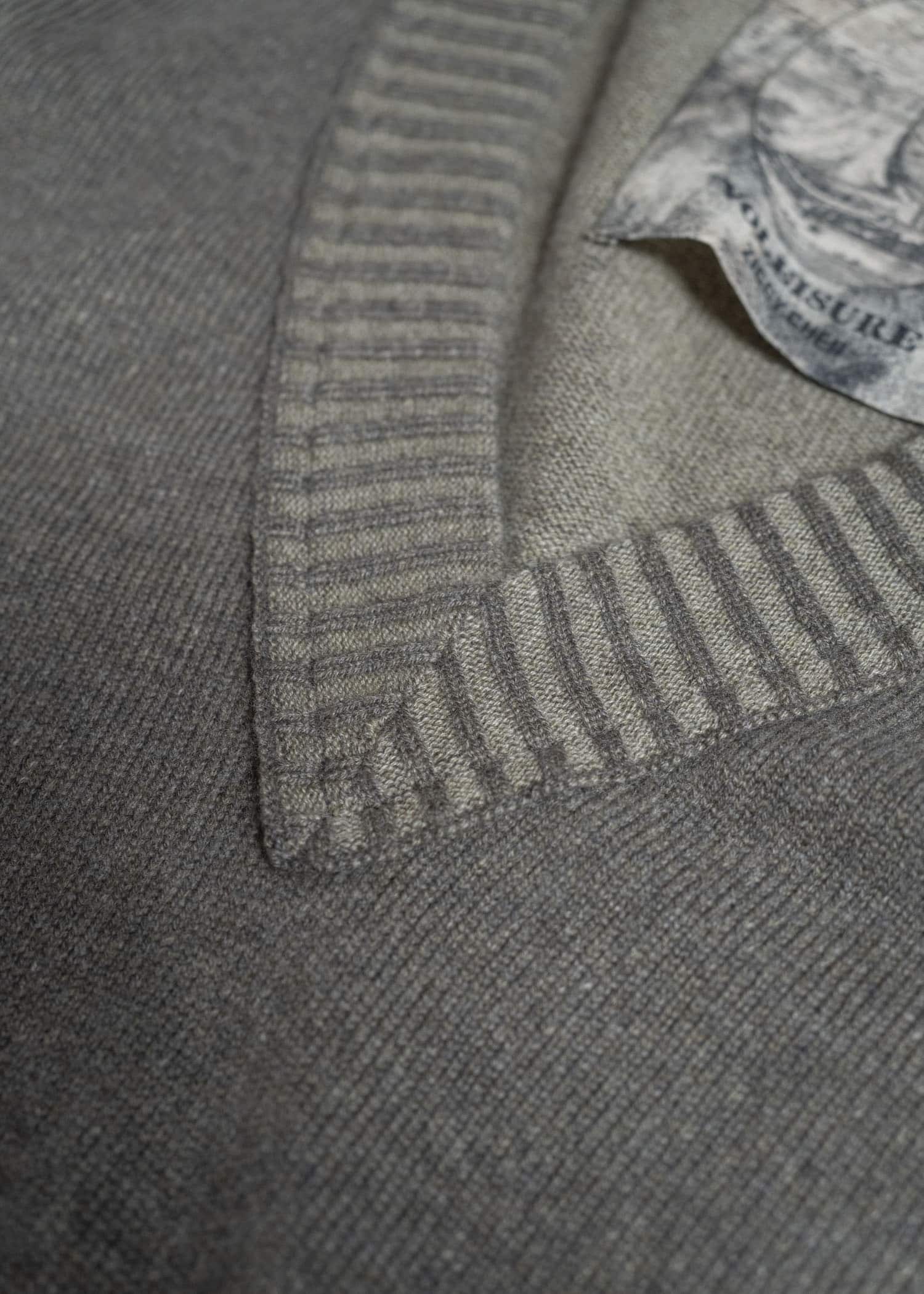 ZIGGY CHEN 0M2532011 SLEEVELESS V-NECK SWEATER 54