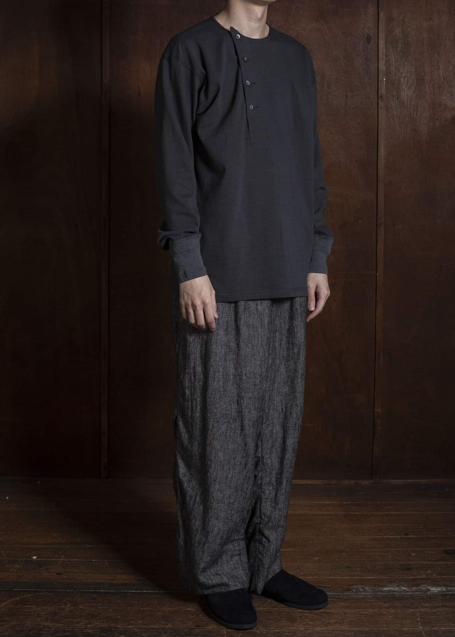 Taiga Takahashi Lot.618 Side Henley Neck Shirt CHARCOAL