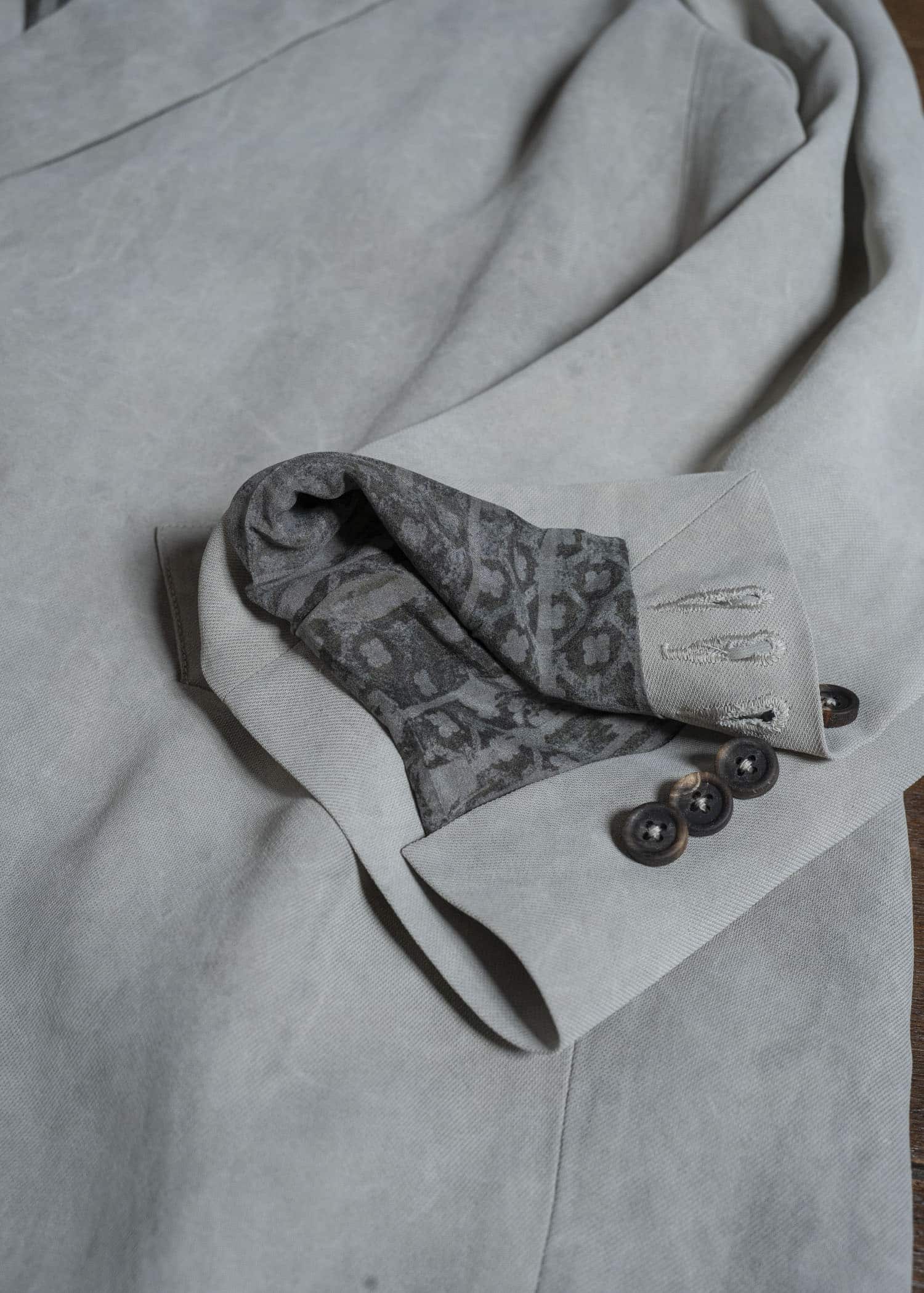 ZIGGY CHEN DOUBLE BREASTED BLAZER PEARL GRAY 0W2620907
