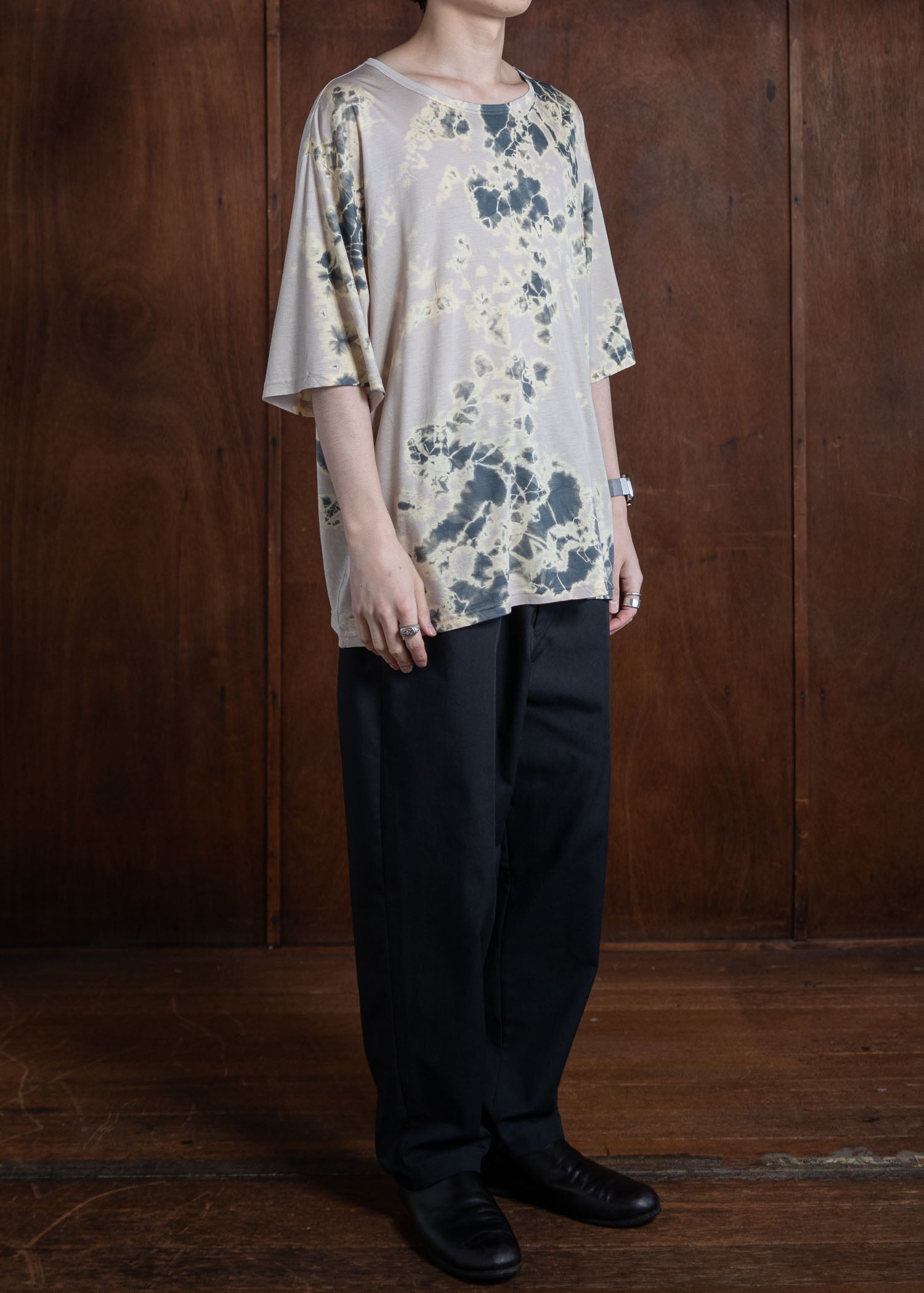 SUZUSAN Micro Modal Short Sleeve T-Shirt(Madara Shibori) Grey x Grege