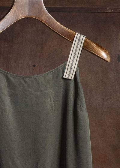 ZIGGY CHEN BOAT-NECK RIBBON STRAP DRESS KOMBU GREEN 0W2620601