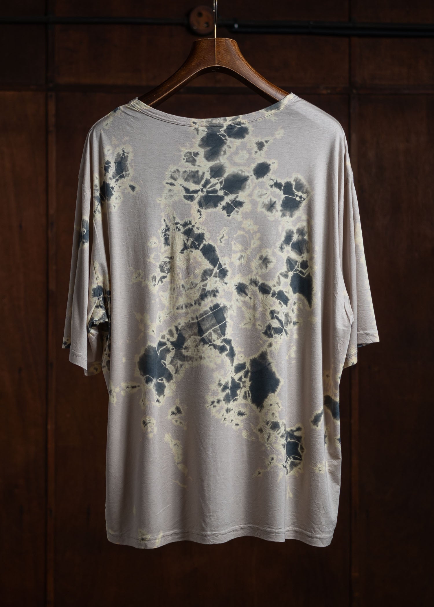 SUZUSAN Micro Modal Short Sleeve T-Shirt(Madara Shibori) Grey x Grege