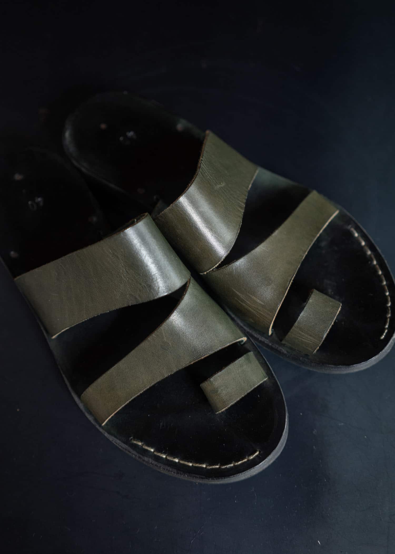 EMATYTE Horse Leather Sandals