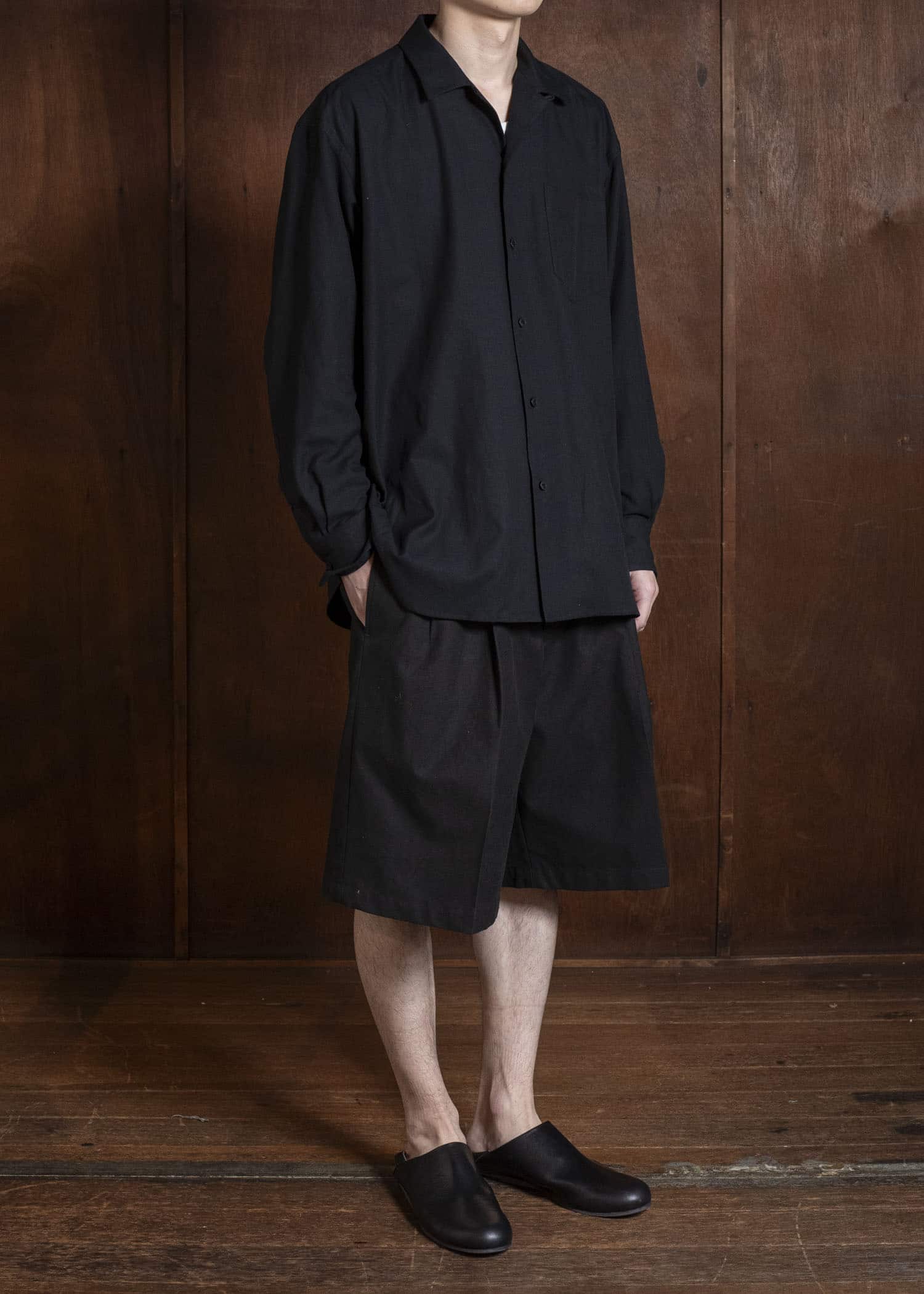 YOKO SAKAMOTO YS-26SS-25-BLACK Double Pleats Shorts BLACK