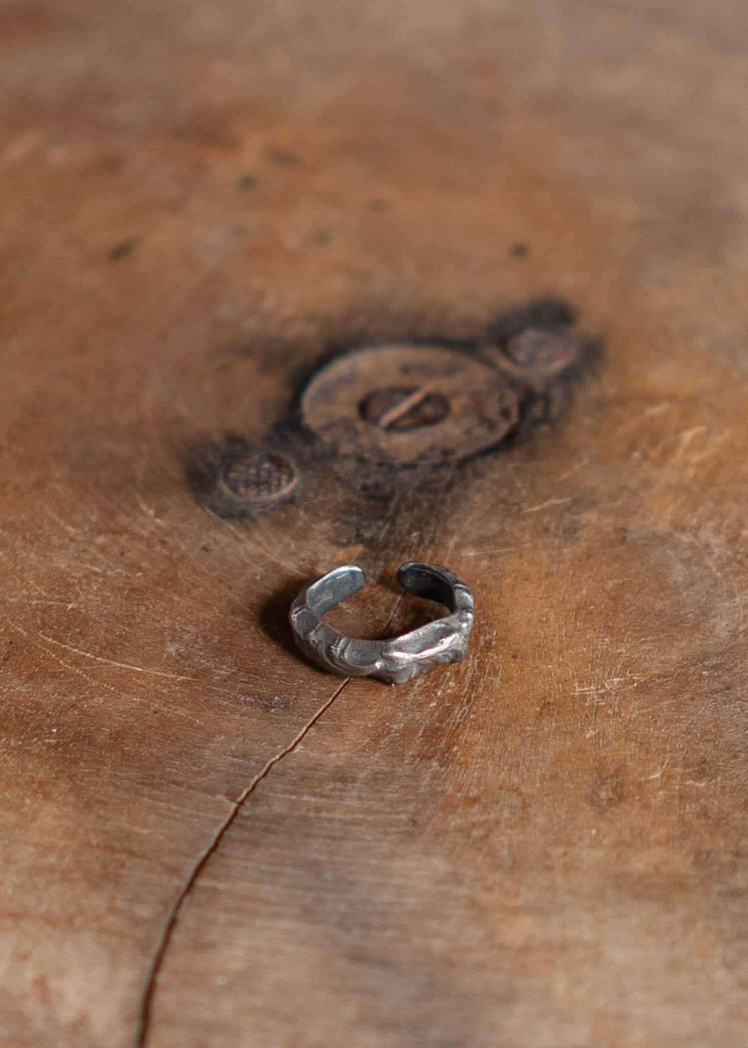 DETAJ ring