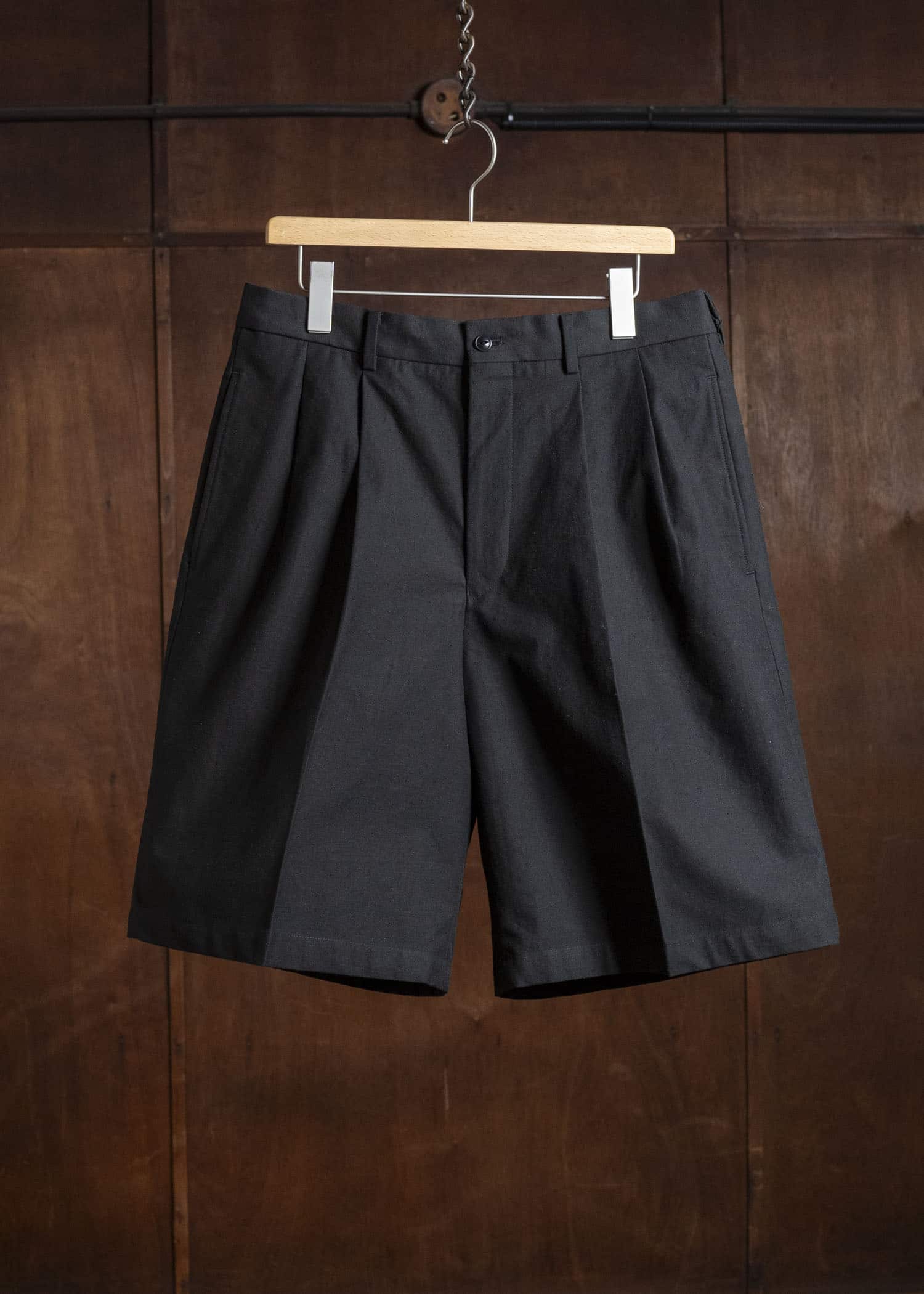 YOKO SAKAMOTO YS-26SS-25-BLACK Double Pleats Shorts BLACK