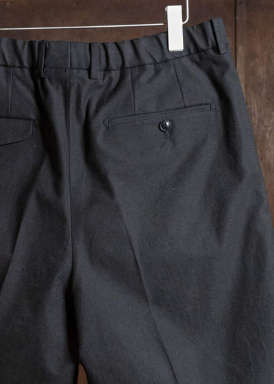 YOKO SAKAMOTO YS-26SS-25-BLACK Double Pleats Shorts BLACK