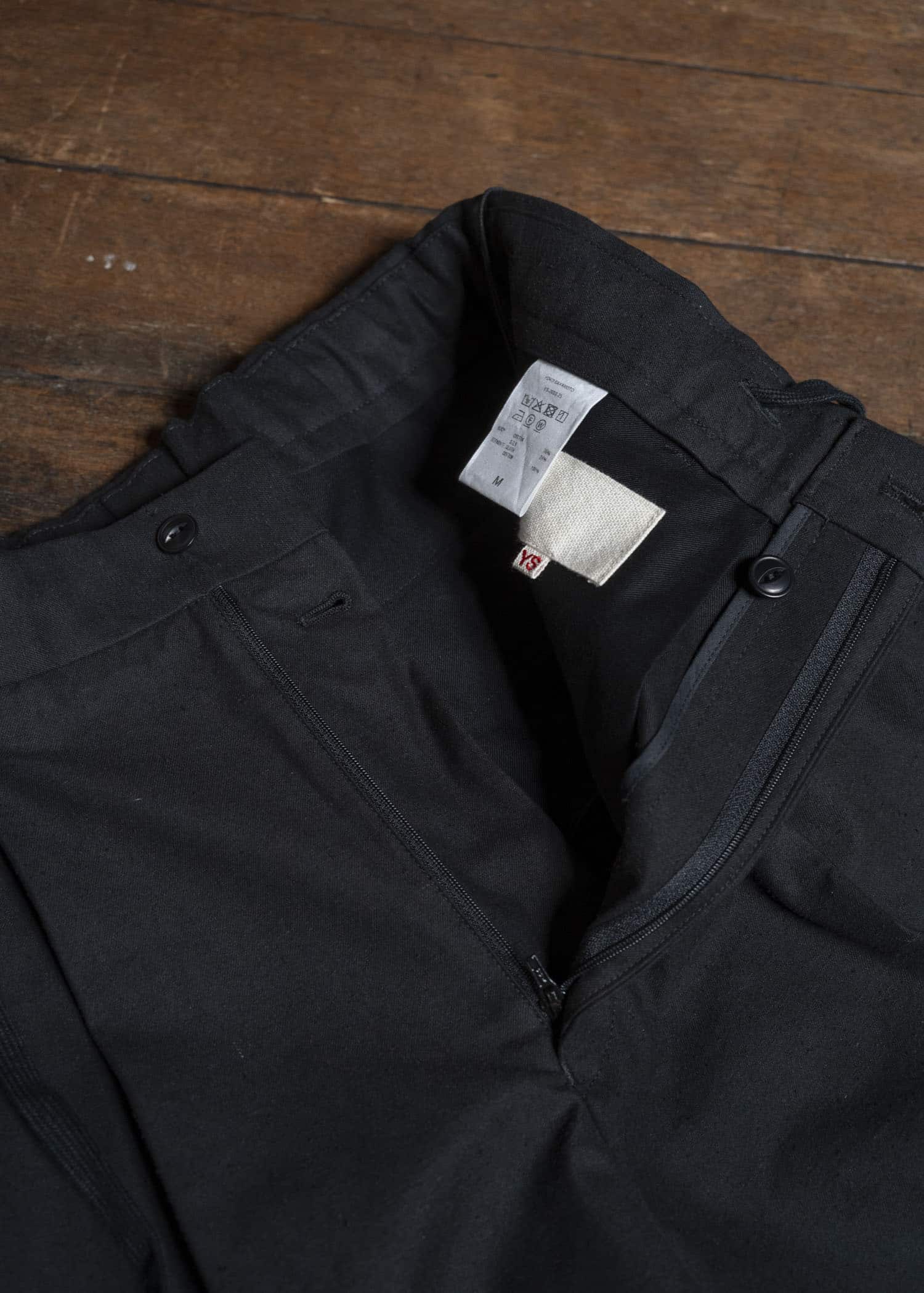 YOKO SAKAMOTO YS-26SS-25-BLACK Double Pleats Shorts BLACK