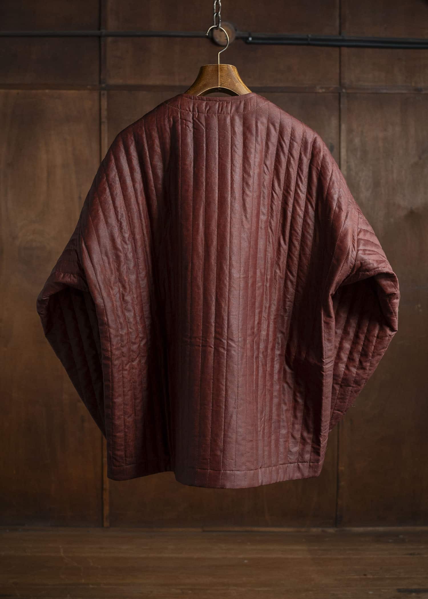 JAN-JAN VAN ESSCHE JACKET #62 COLLARLESS PADDED JACKET Shuliang Silk Padded Oxblood