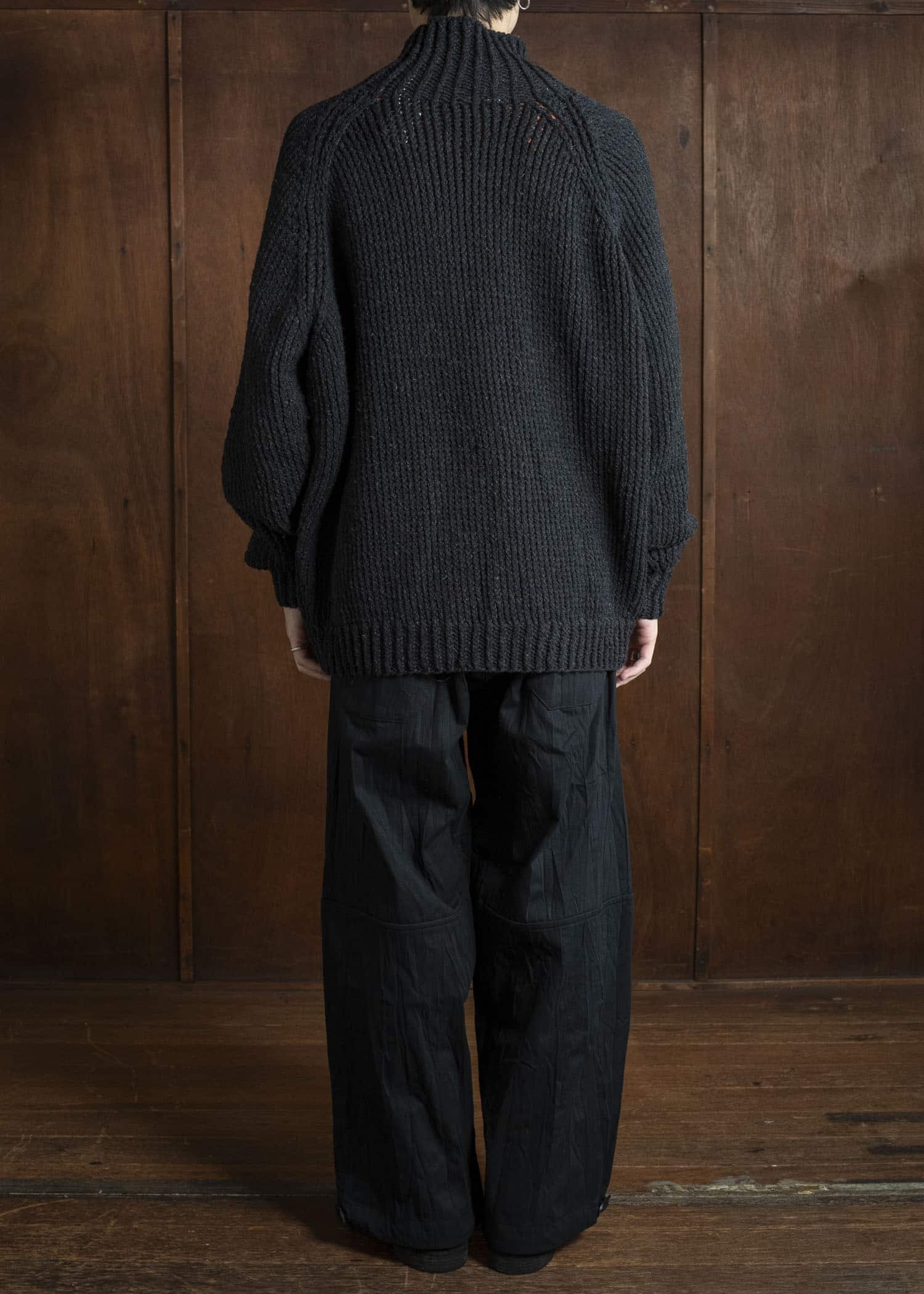 JAN-JAN VAN ESSCHE KNIT #68 HAND KNIT TURTLE NECK SWEATER Lain Black