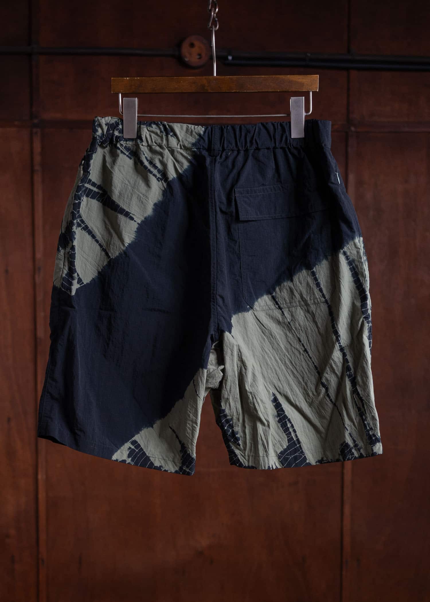 Recycled Ripstop Nylon Shorts Tesuji Yoroidan Shibori """"""""Diagonal"""""""" Black x Khaki