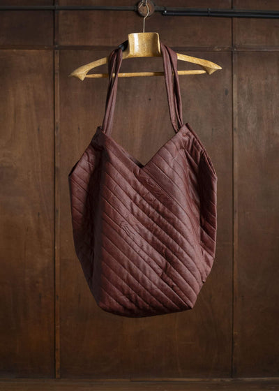 JAN-JAN VAN ESSCHE BAG#42 BIG SPIRAL BAG Shuliang Silk Padded Oxblood