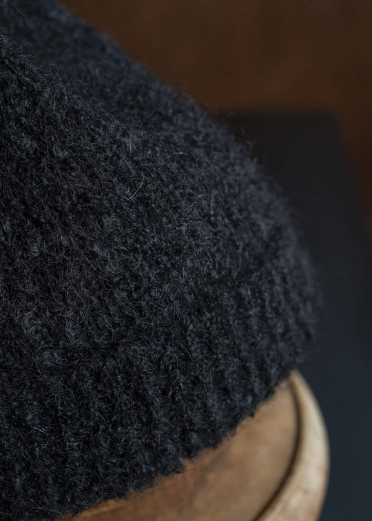 JAN-JAN VAN ESSCHE BEANIE#5 KNITTED BEANIE Goat Mohair Black