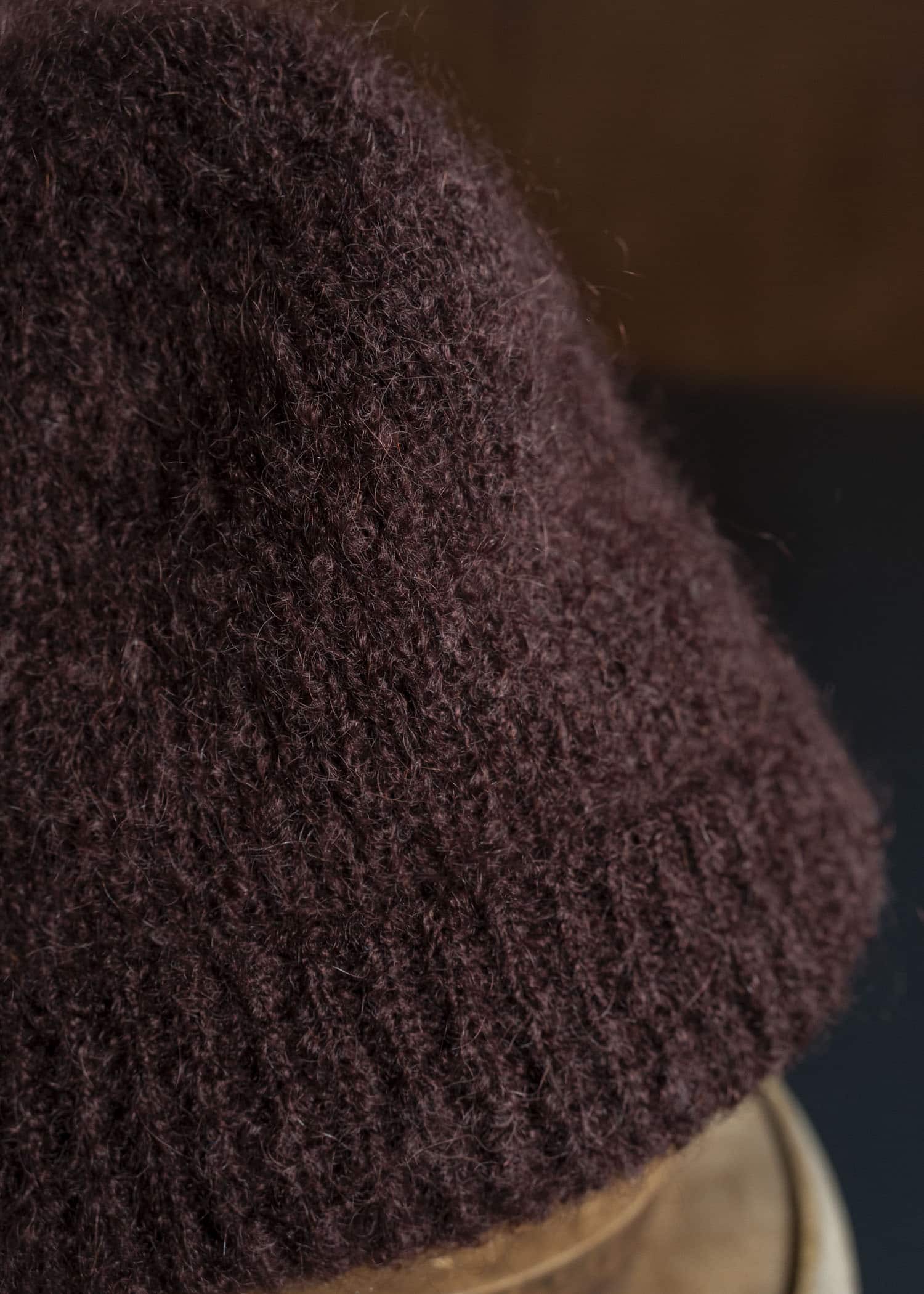 JAN-JAN VAN ESSCHE BEANIE#5 KNITTED BEANIE Goat Mohair Oxblood