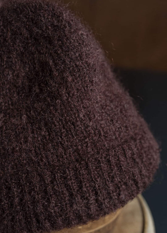 JAN-JAN VAN ESSCHE BEANIE#5 KNITTED BEANIE Goat Mohair Oxblood