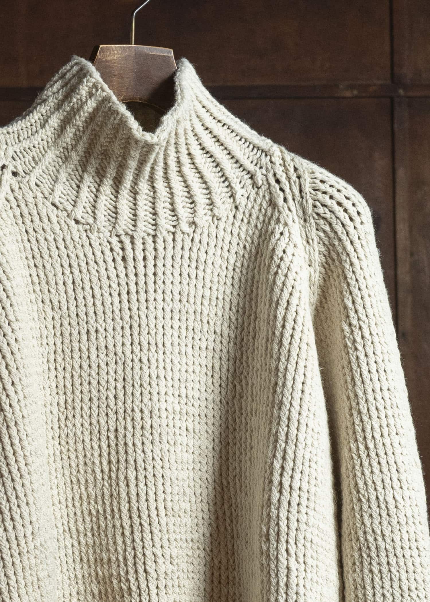 JAN-JAN VAN ESSCHE KNIT #68 HAND KNIT TURTLE NECK SWEATER Lalin Natural