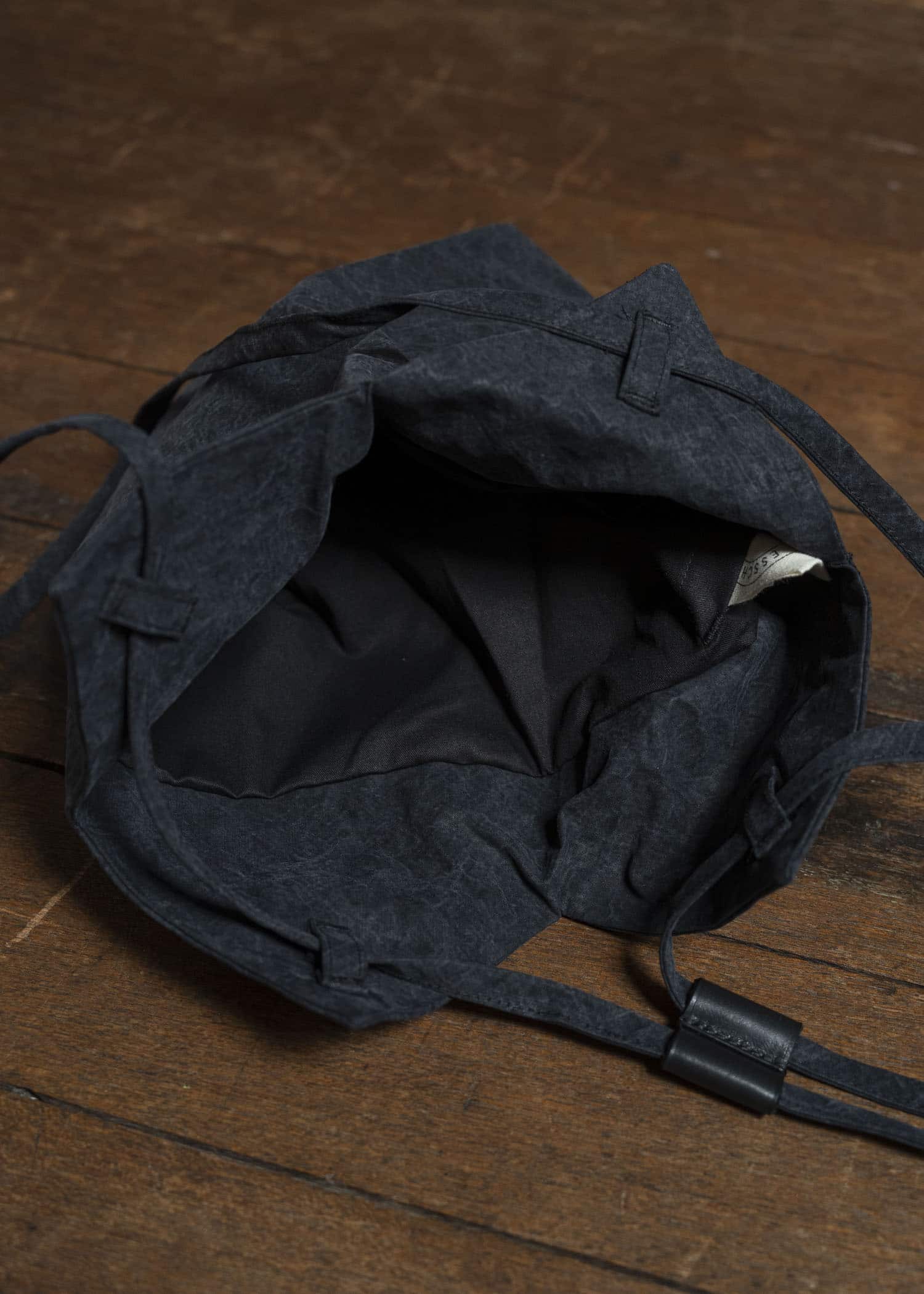 JAN-JAN VAN ESSCHE BAG#41 SMALL SPIRAL BAG Time Washed Canvas Black