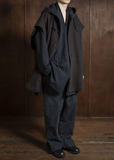 JAN-JAN VAN ESSCHE CAPE#5 SLEEVELESS CAPE WITH HOOD Ridged Linen Wool Eggplant/Indigo