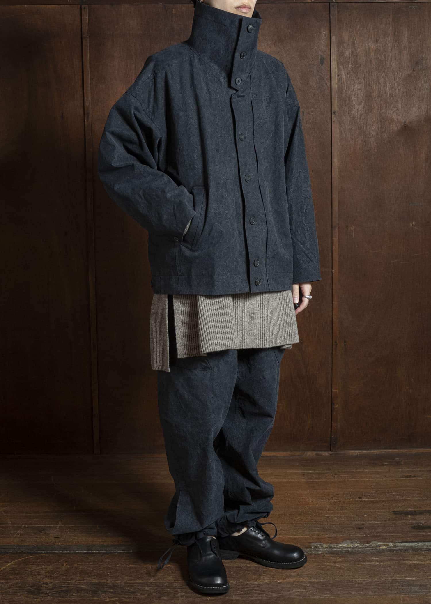 JAN-JAN VAN ESSCHE TROUSERS#88 LOOSE FIT, SINGLE PLEATED TROUSERS Time Washed Canvas Black