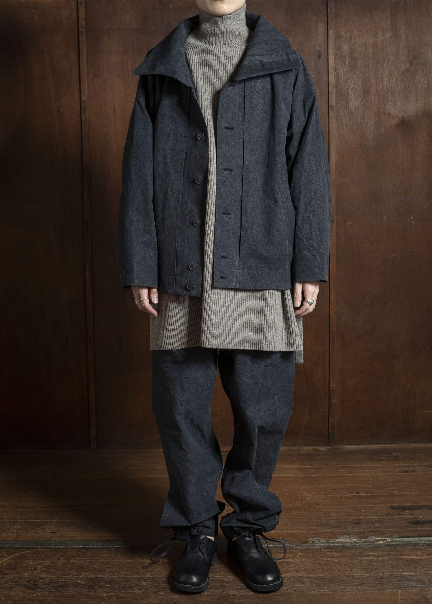 JAN-JAN VAN ESSCHE TROUSERS#88 LOOSE FIT, SINGLE PLEATED TROUSERS Time Washed Canvas Black