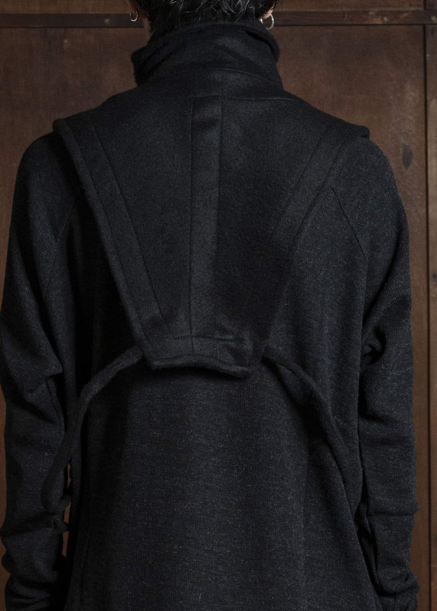 JAN-JAN VAN ESSCHE COLLAR PIECE#2 COLLAR PIECE WITH HIGH, STANDING COLLAR AND SIDE STRINGS Washed Velvet Yak Jet Black