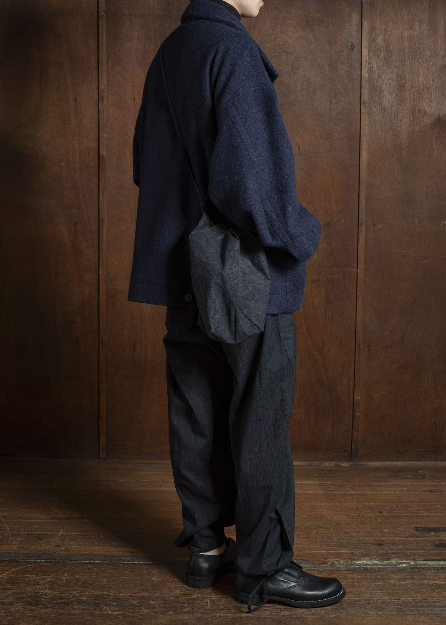 JAN-JAN VAN ESSCHE BAG#41 SMALL SPIRAL BAG Time Washed Canvas Black