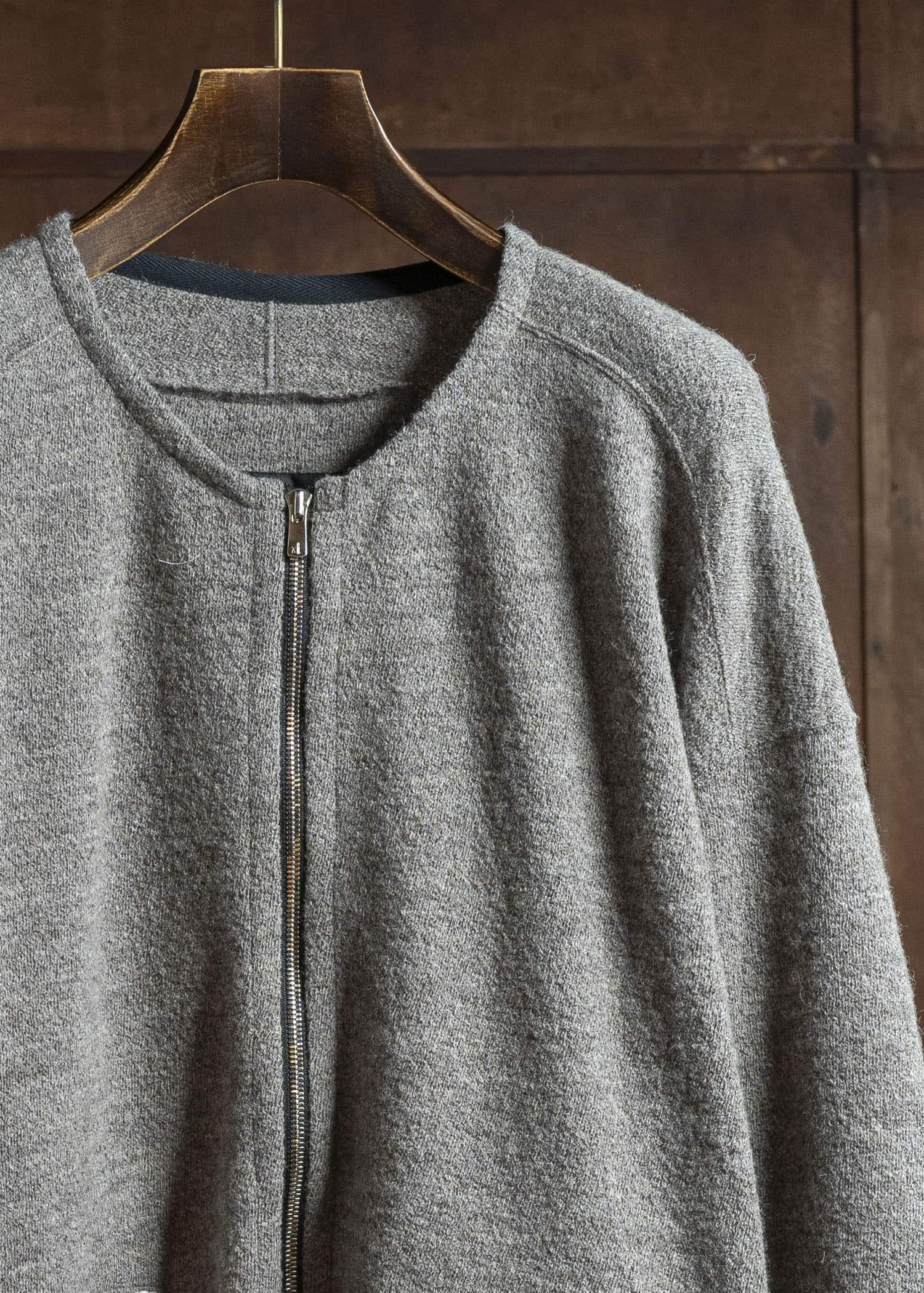 KLASICA 25F-ZCD-H44 DRIVE -sw Anatomical Cut Zip Cardigan Sand