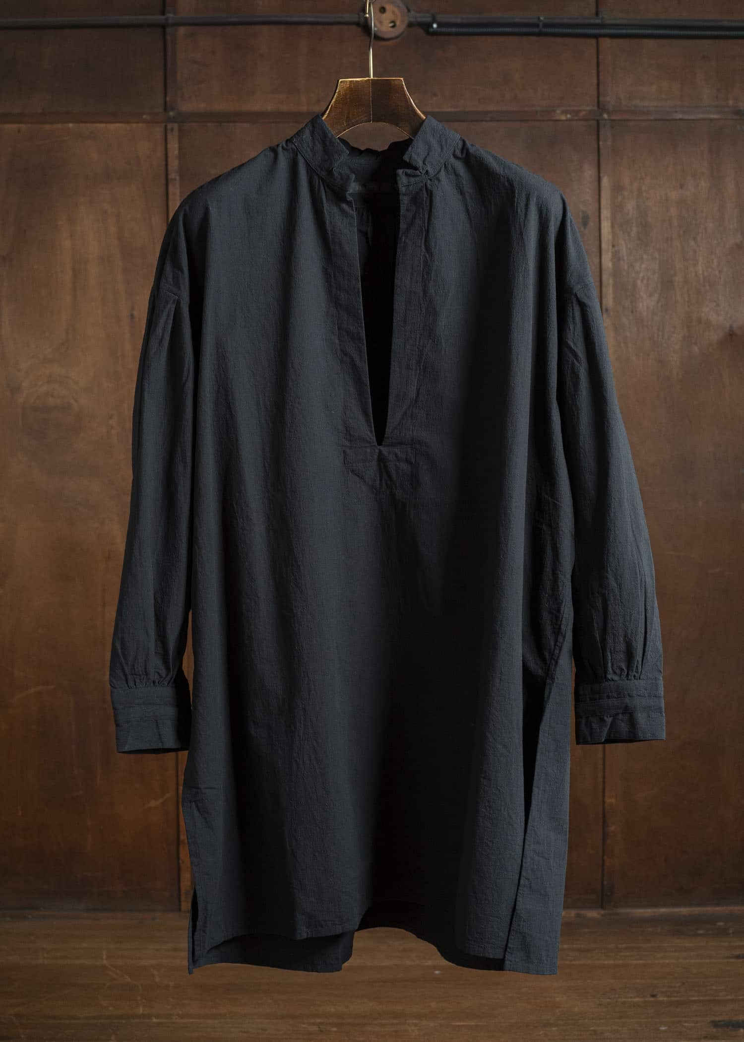 KLASICA SH-045 Neo stand collar pull over BLACK