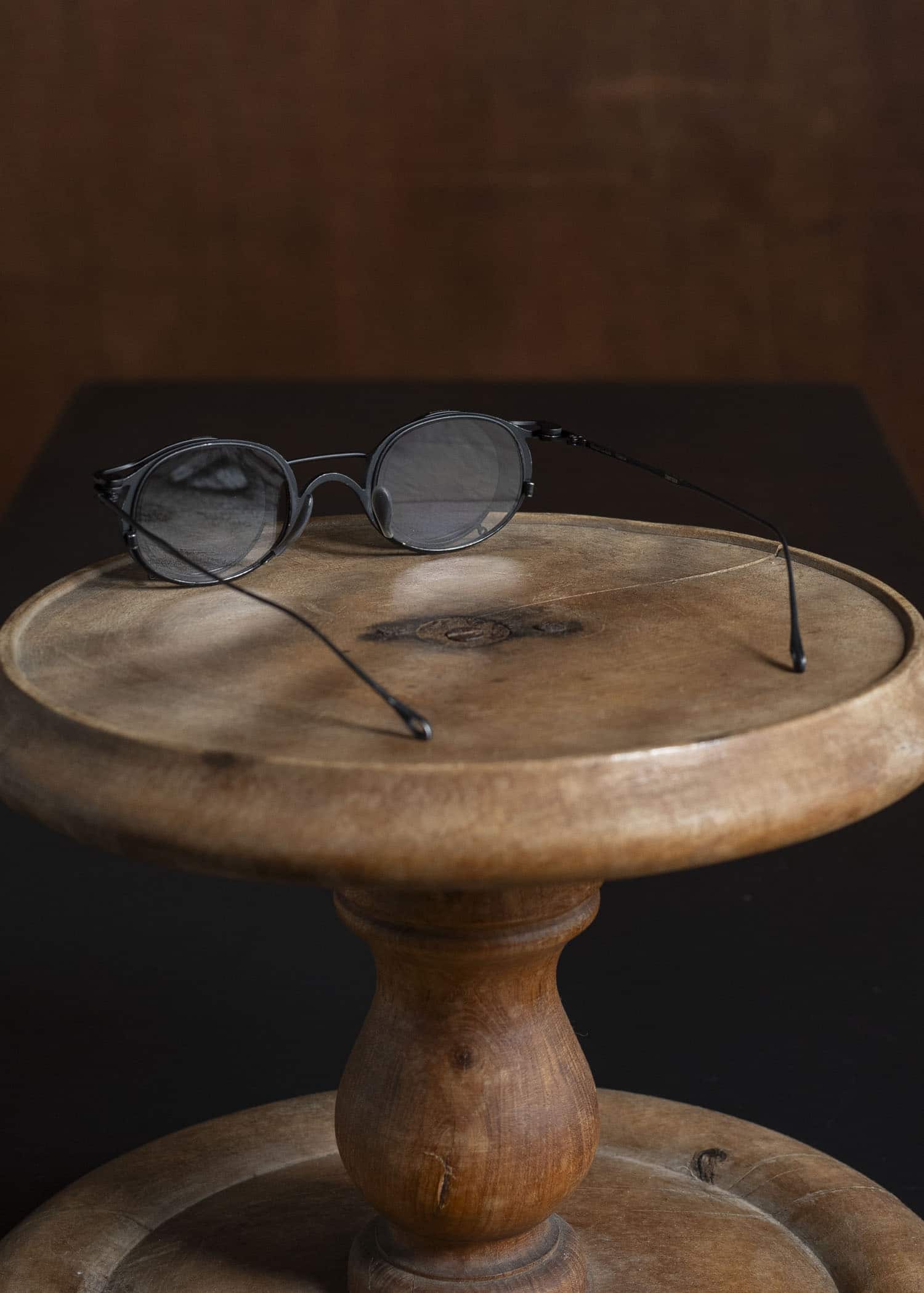 RIGARDS × ZIGGY CHEN RG1943ZC ANTIQUE BLACK (FRAME) BLACK (CLIP) DARK GRAY (LENS)