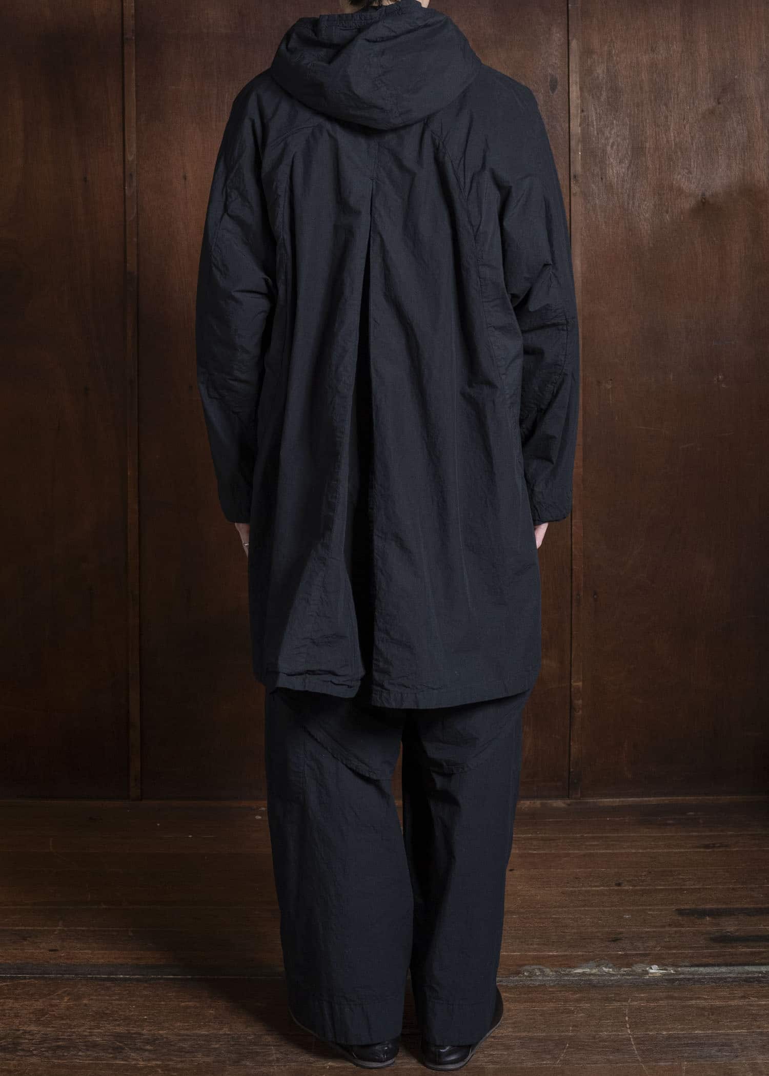 amachi. Fabric Forming Field Coat AY18C-2097 Charcoal Black