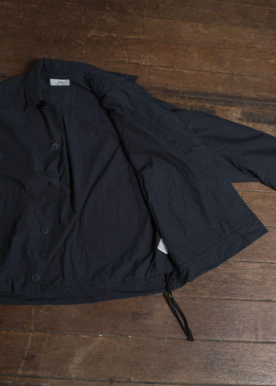 amachi. AY19J-2104 Air Forming Jacket Charcoal Black