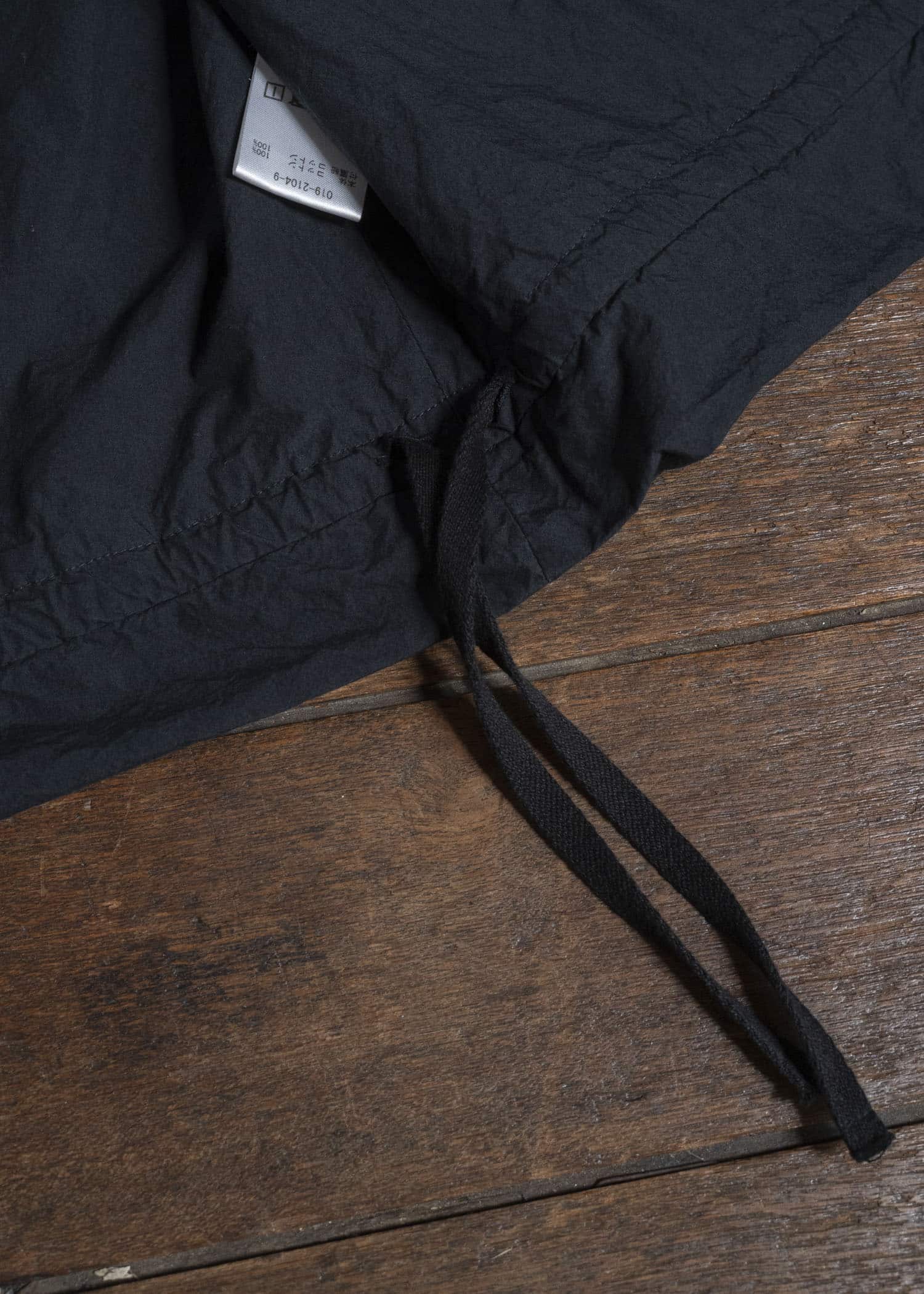 amachi. AY19J-2104 Air Forming Jacket Charcoal Black