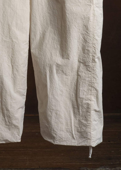 amachi. AY19B-3079 Air Forming Pants Off White