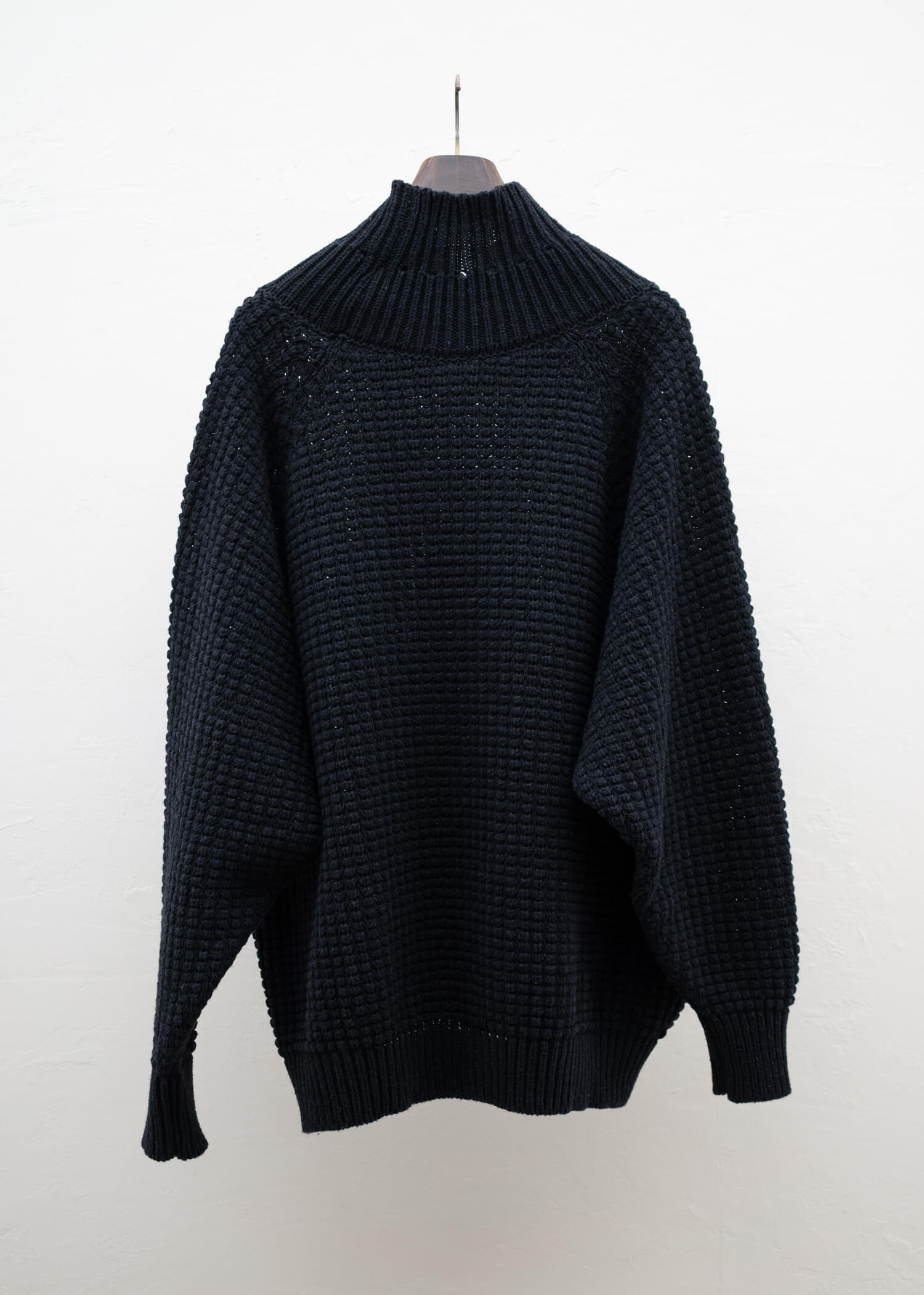 JAN-JAN VAN ESSCHE "KNIT#61" LOOSE FIT HEAVIER WEIGHT TURTLE NECK PITCH BLACK LALIN