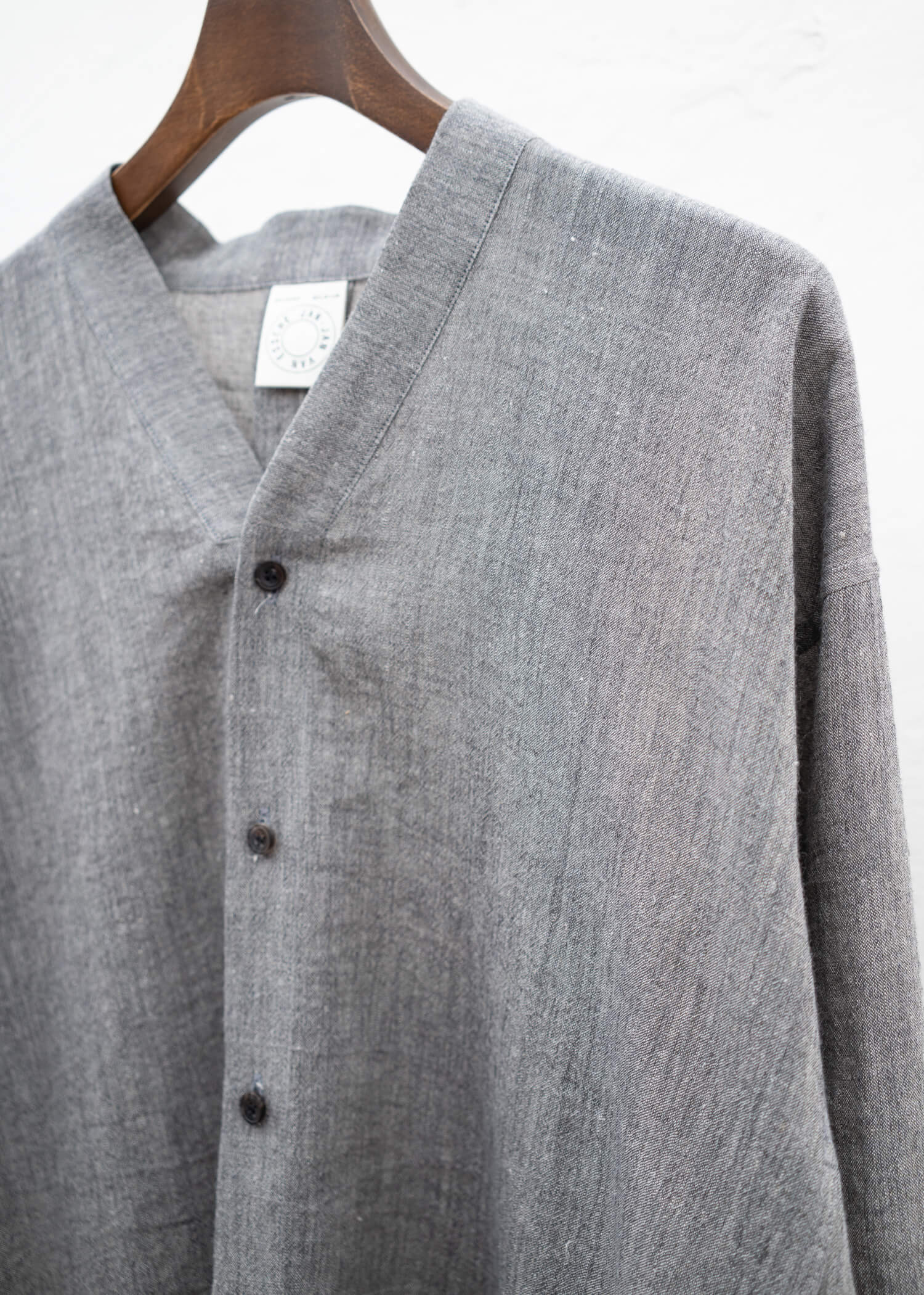 JAN-JAN VAN ESSCHE "SHIRT#91" V-NECK MID LENGTH SHIRT GREY MELE LINEN COTTON WOOL CHAMBRAY