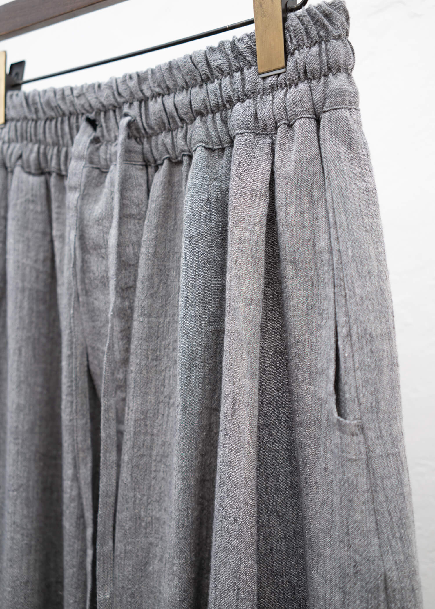 JAN-JAN VAN ESSCHE "TROUSERS#77" LOOSE FIT SINGLE PLEATED TROUSERS GREY MELE LINEN COTTON WOOL CHAMBRAY