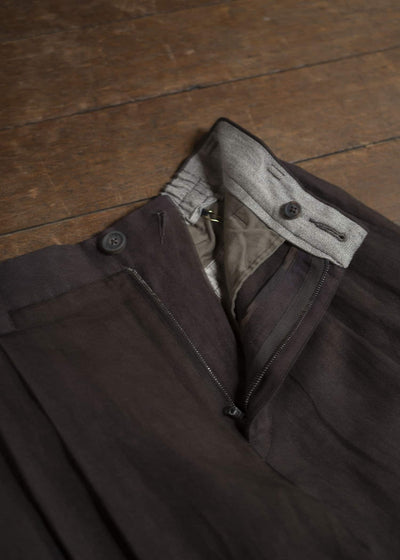 ZIGGY CHEN 0M2510501 Front Pleats Tapered Trousers PURPLE BROWN