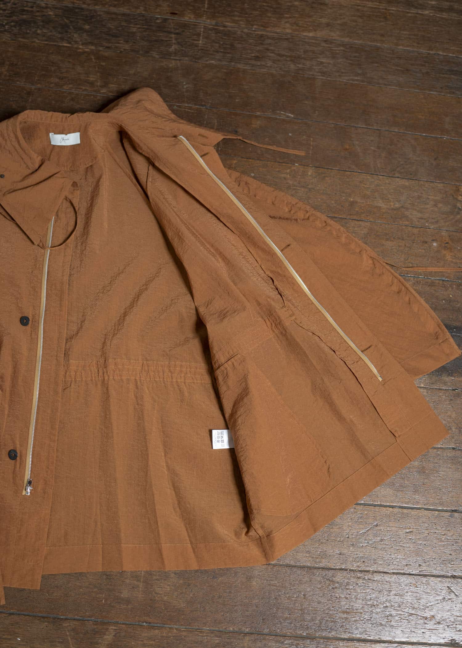 amachi. Membrane Short Coat AY16-4 Bronze