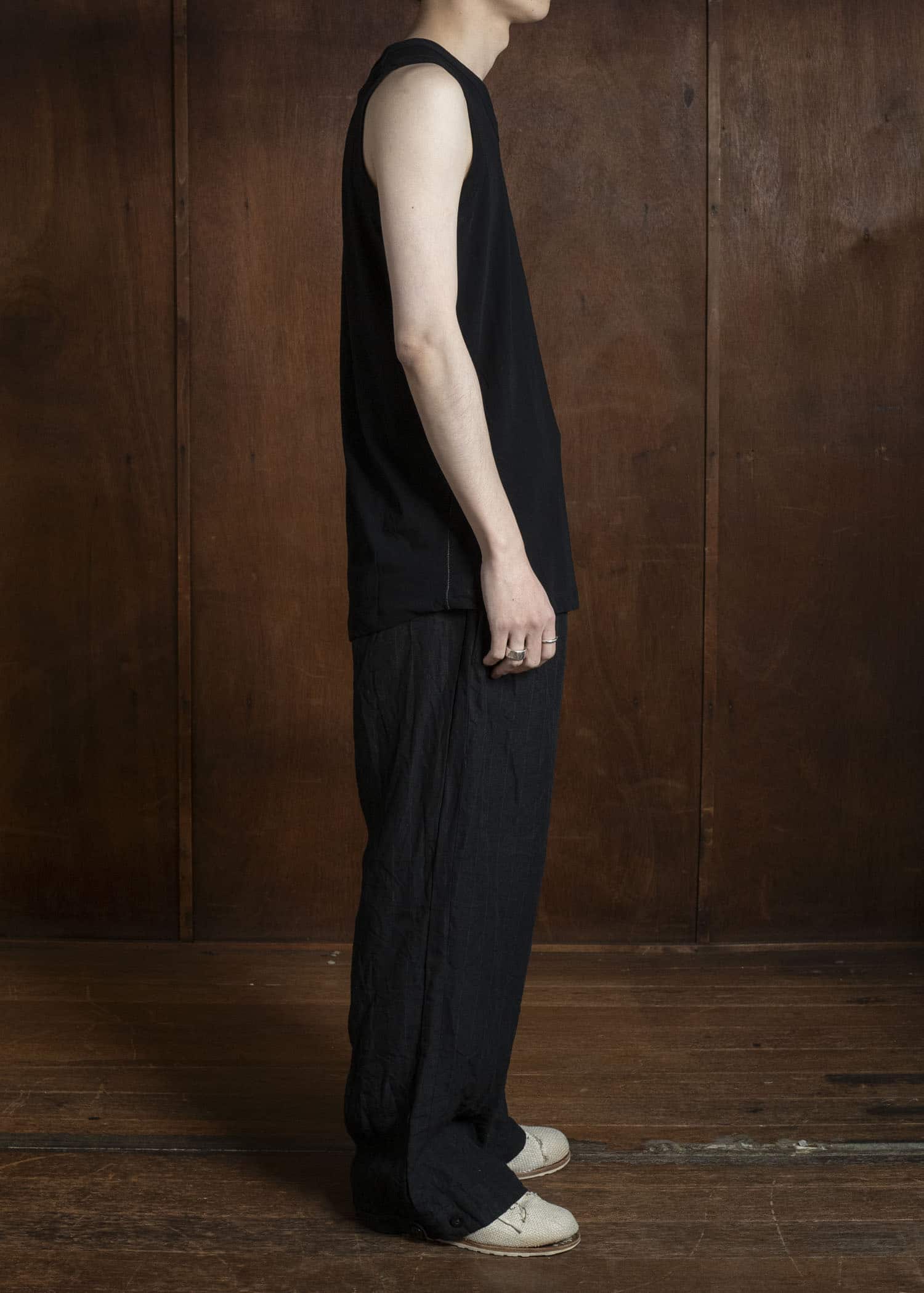 KLASICA SUD BACK SEAM REGULAR FIT TANK TOP BLACK