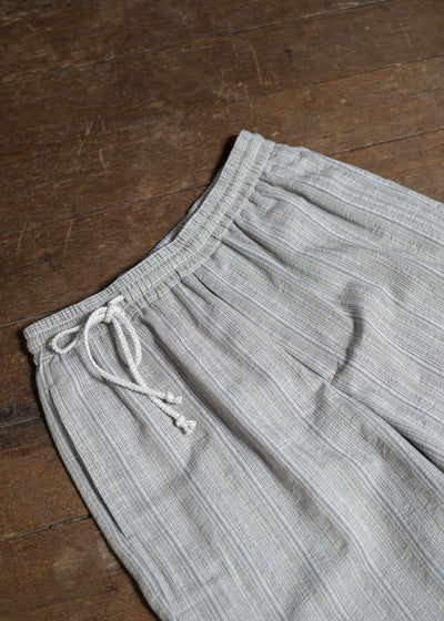 amachi. Phenomena Stripe Shorts AY16-24 Gray Beige